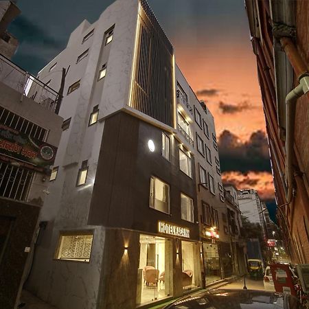 Hotel Kaca Inn-By Haveliya Hotels- Traveller'S Choice Award Winner 2025 Neu-Delhi Exterior foto